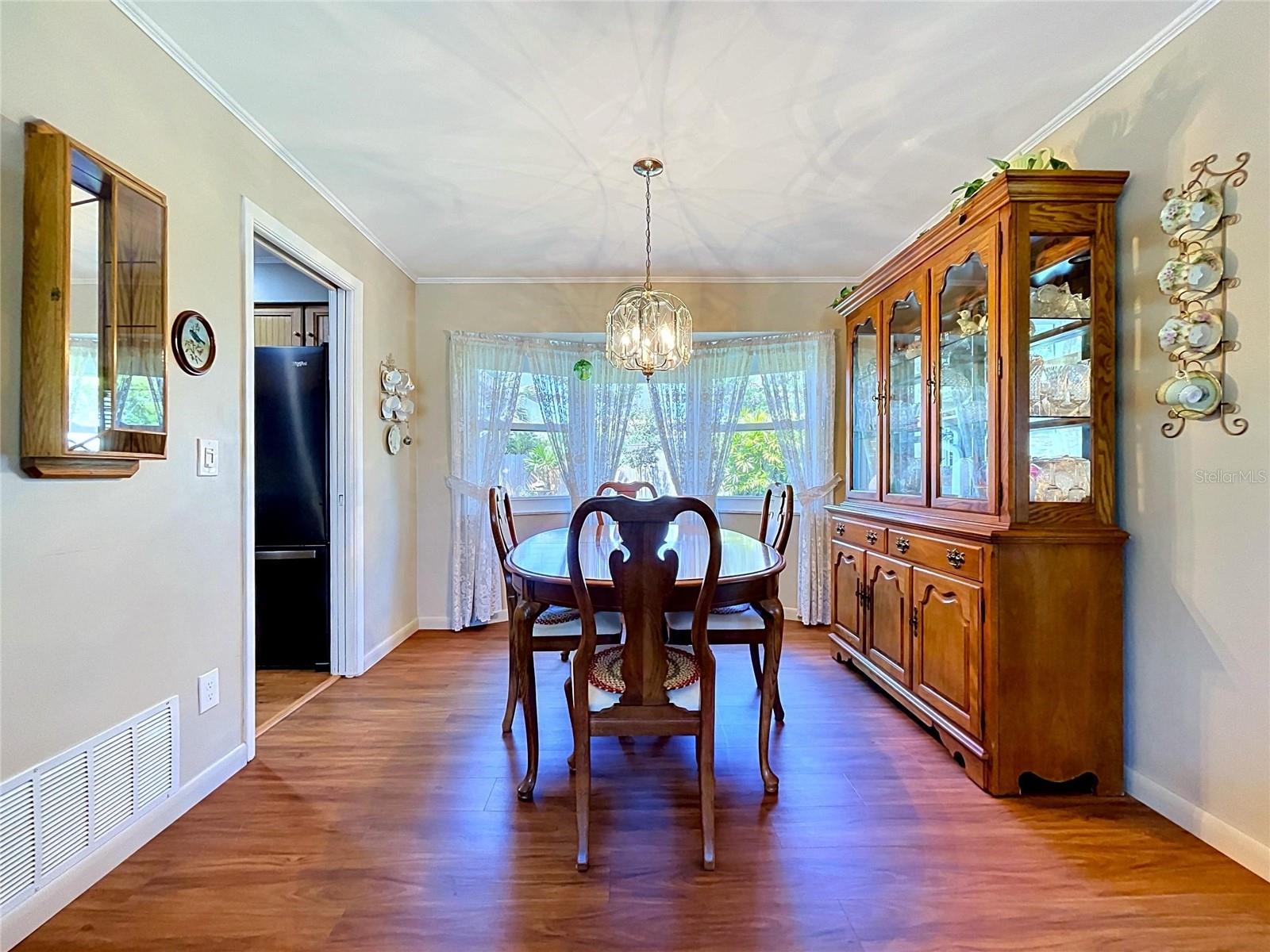 1858 PARADISE LN, CLEARWATER, FL, 33756