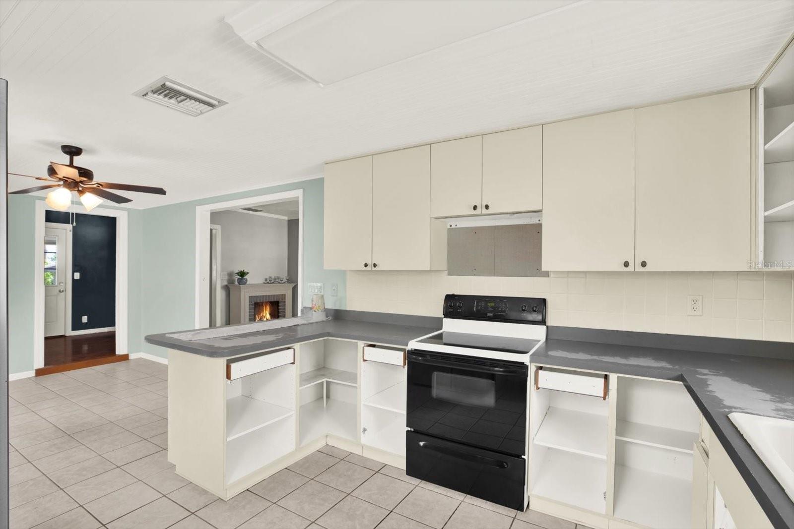 36920 MISSOURI AVE, DADE CITY, FL, 33523