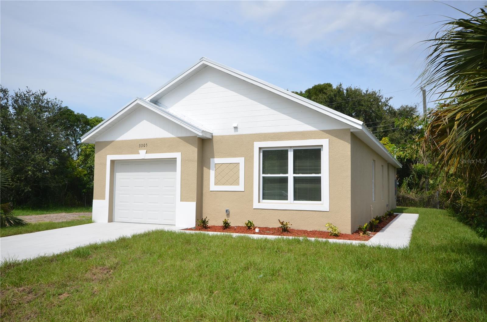 3305 BASSIE CT, FORT MYERS, FL, 33916