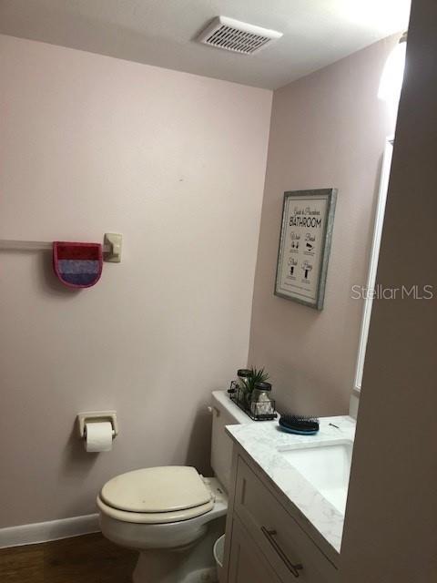 5293 VINELAND RD #C104, ORLANDO, FL, 32811