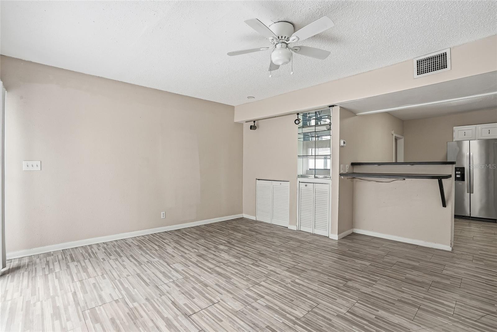 911 MAGNOLIA DR, CLEARWATER, FL, 33756