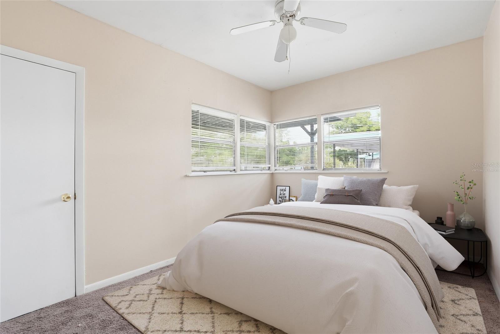 911 MAGNOLIA DR, CLEARWATER, FL, 33756