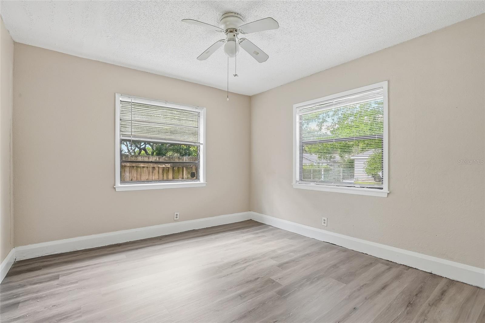 911 MAGNOLIA DR, CLEARWATER, FL, 33756