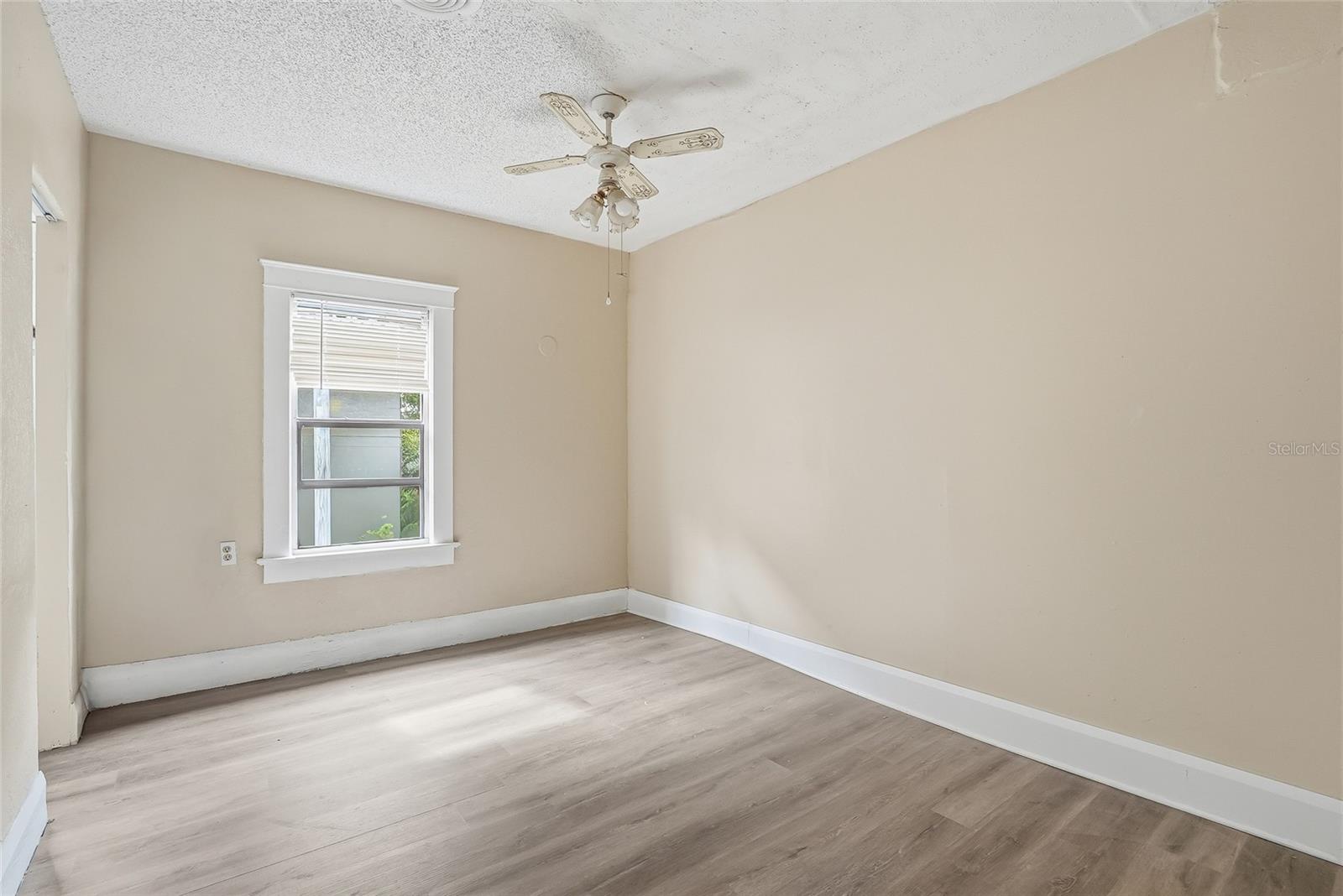 911 MAGNOLIA DR, CLEARWATER, FL, 33756
