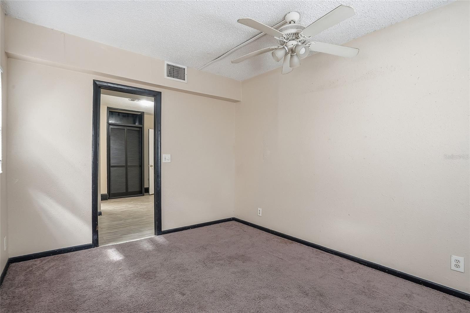 911 MAGNOLIA DR, CLEARWATER, FL, 33756