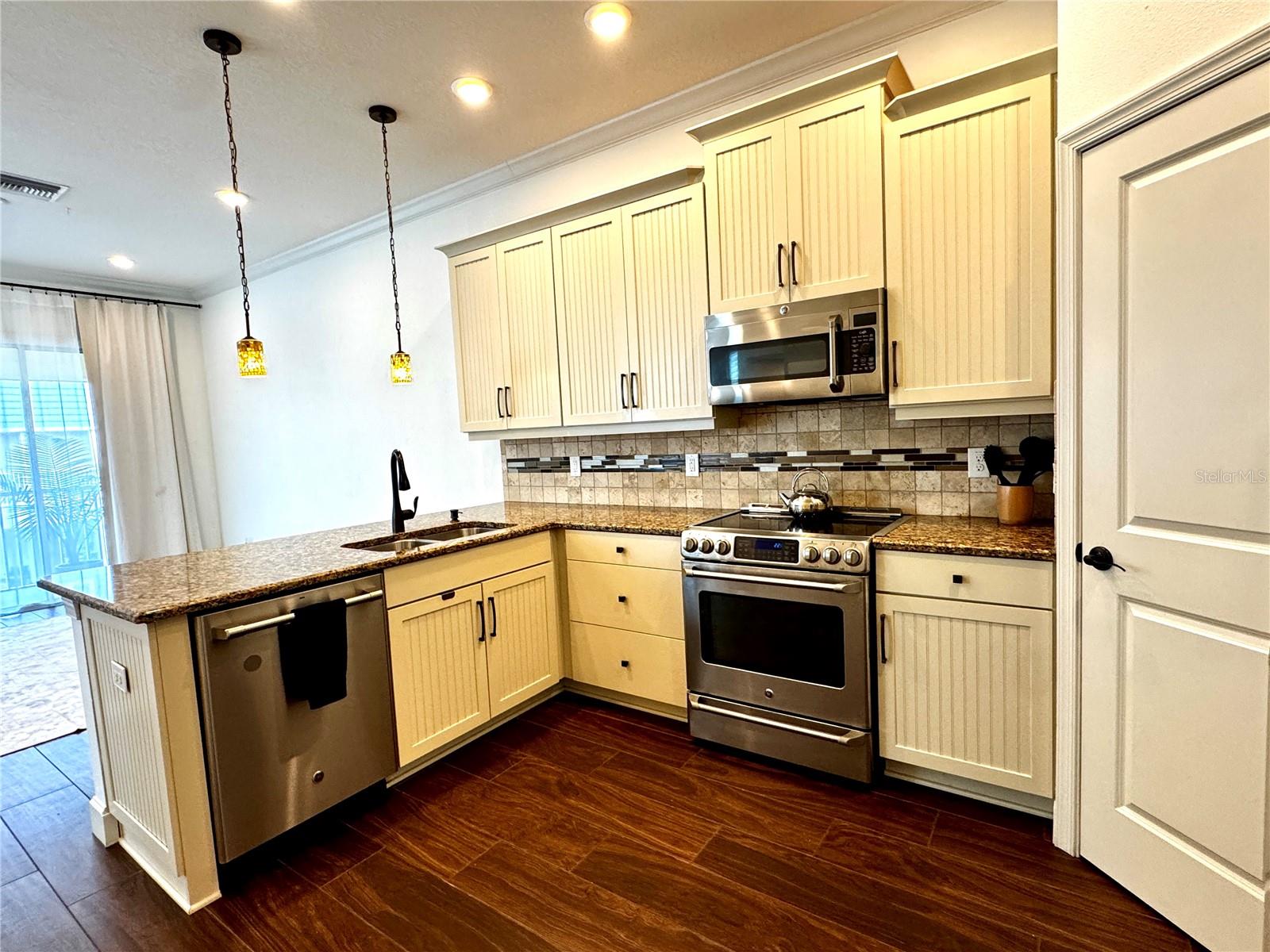 3231 NAUTICAL PL S, ST PETERSBURG, FL, 33714