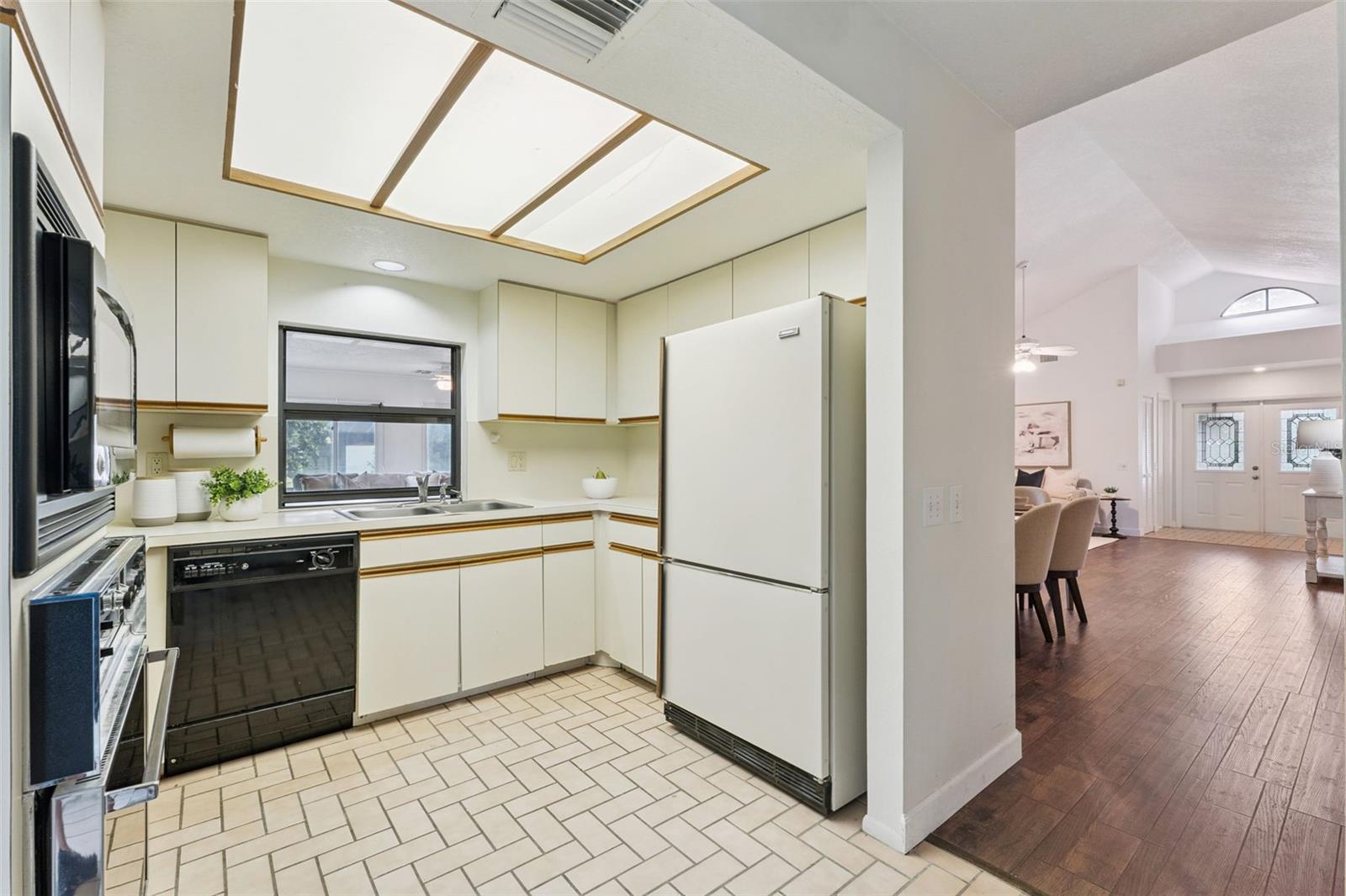 6401 WELLINGTON DR, ORLANDO, FL, 32819