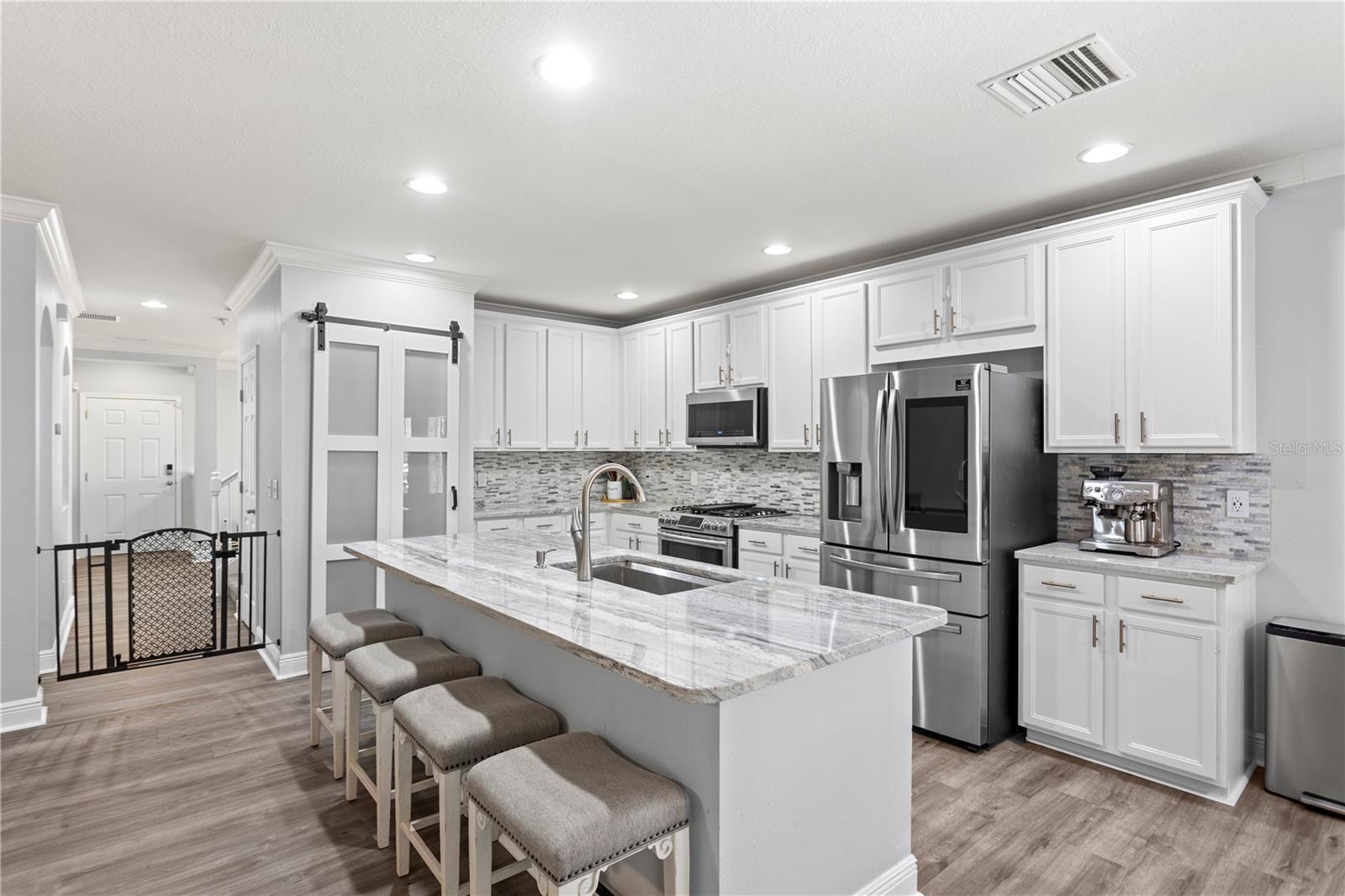 16018 LONEOAK VIEW DR, LITHIA, FL, 33547