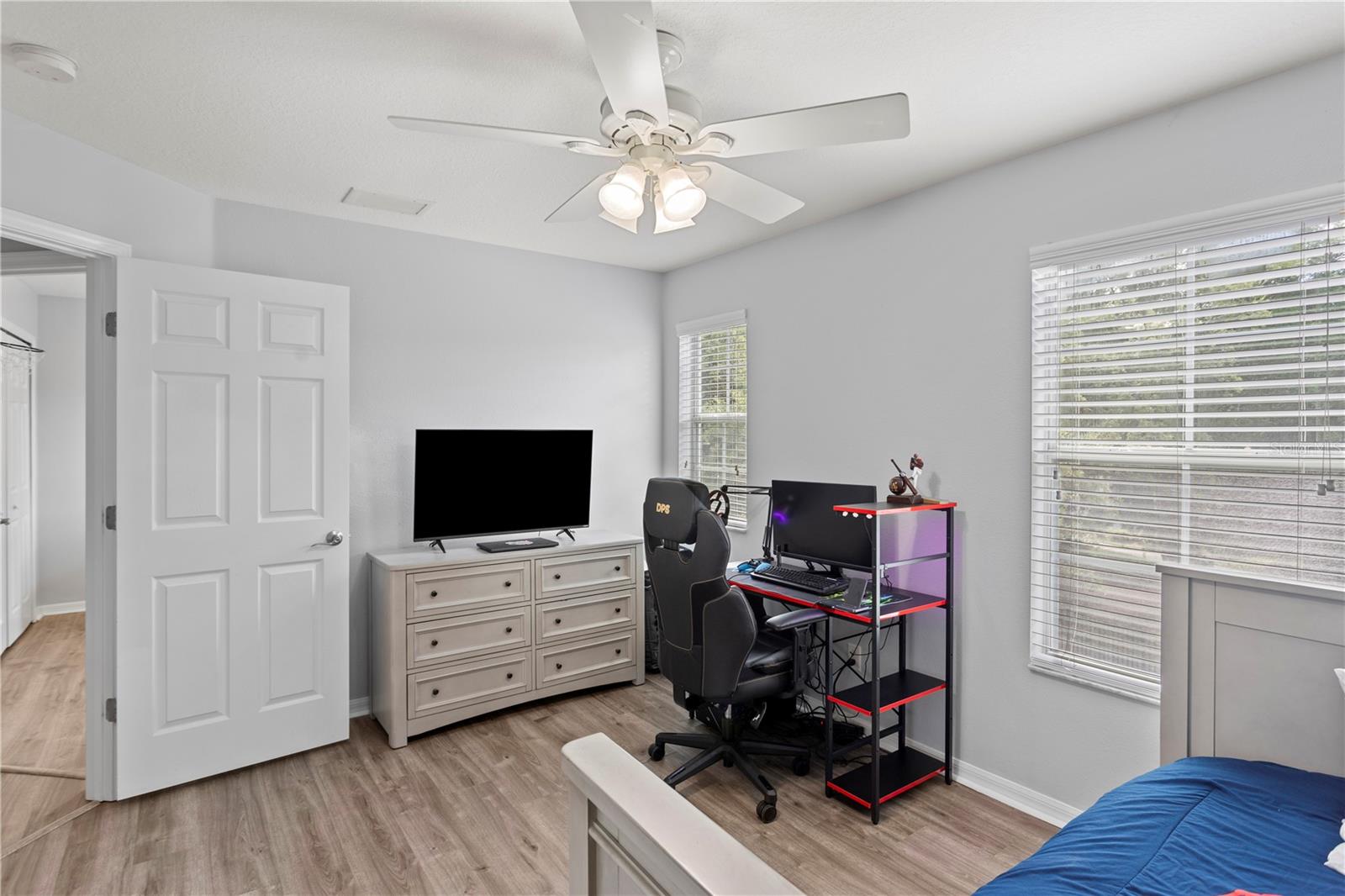 16018 LONEOAK VIEW DR, LITHIA, FL, 33547