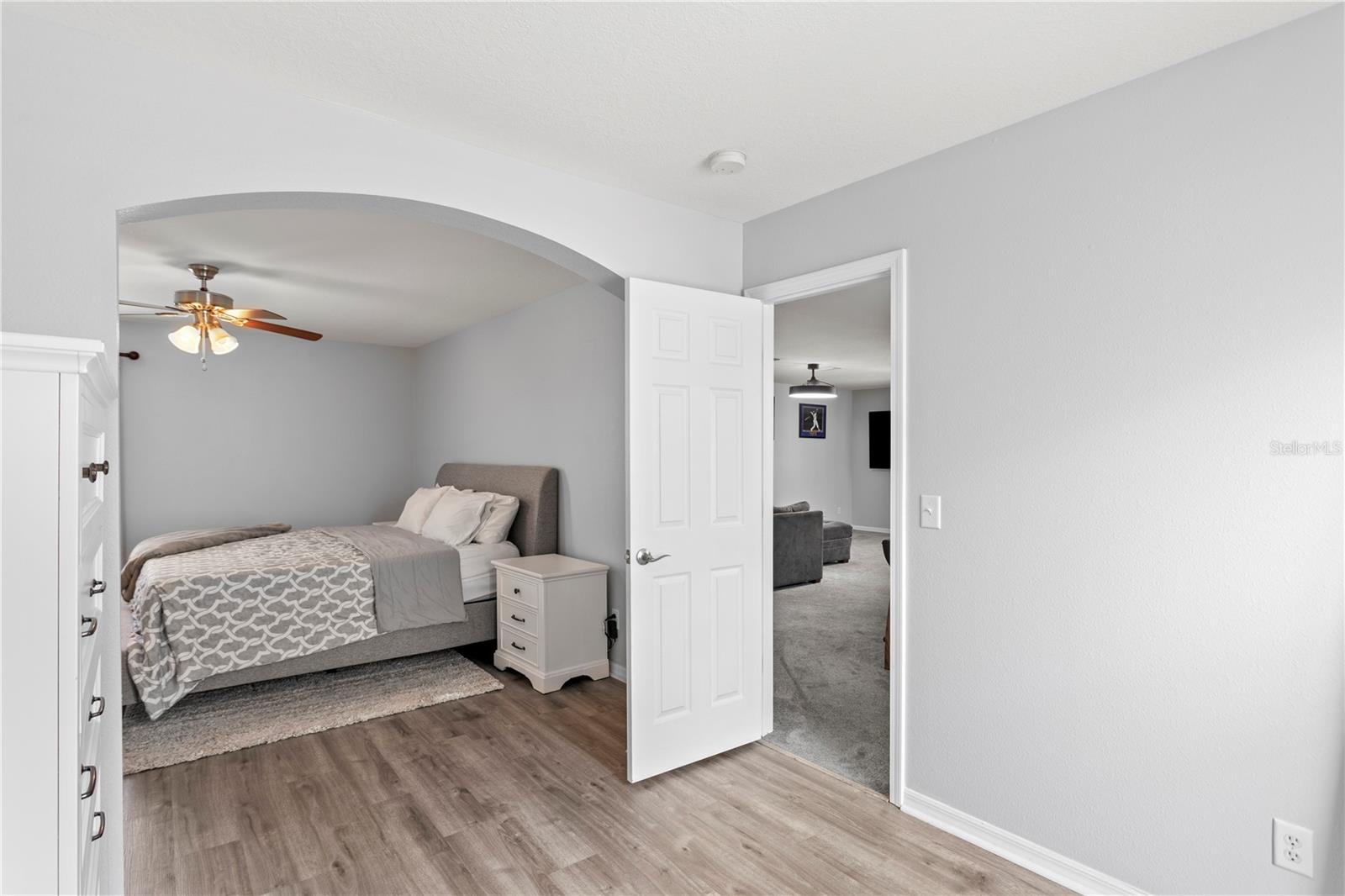 16018 LONEOAK VIEW DR, LITHIA, FL, 33547