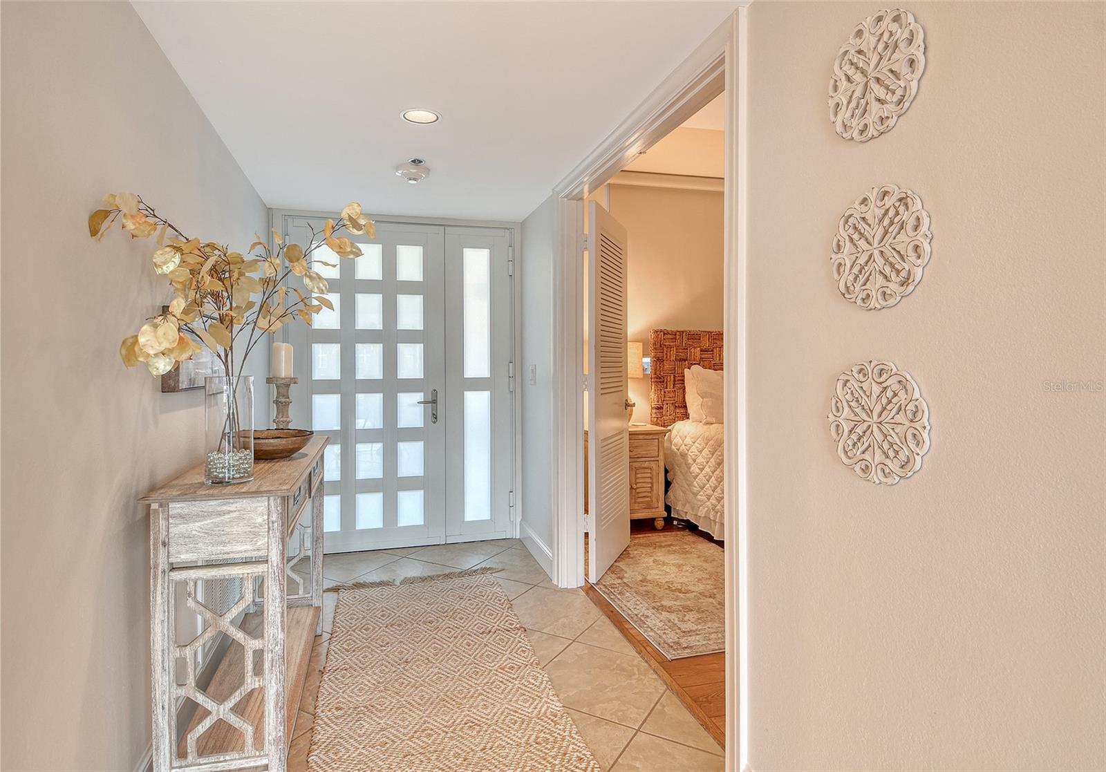 1115 GULF OF MEXICO DR #304, LONGBOAT KEY, FL, 34228