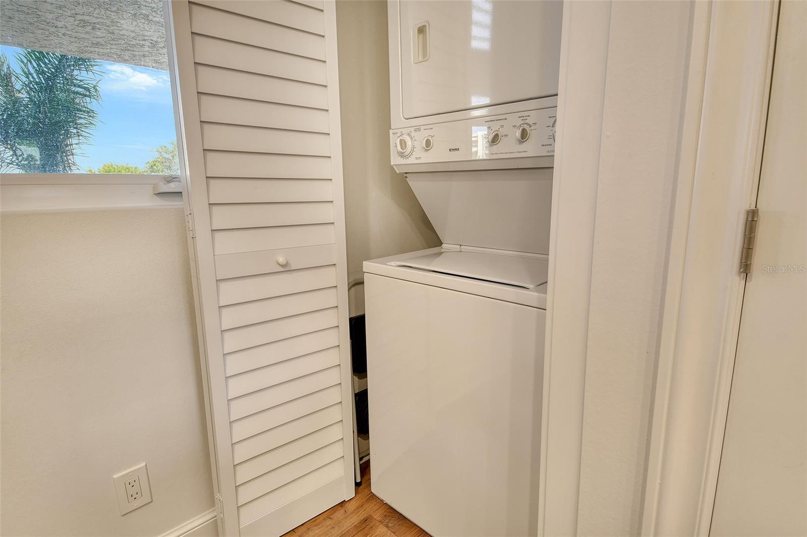 1115 GULF OF MEXICO DR #304, LONGBOAT KEY, FL, 34228