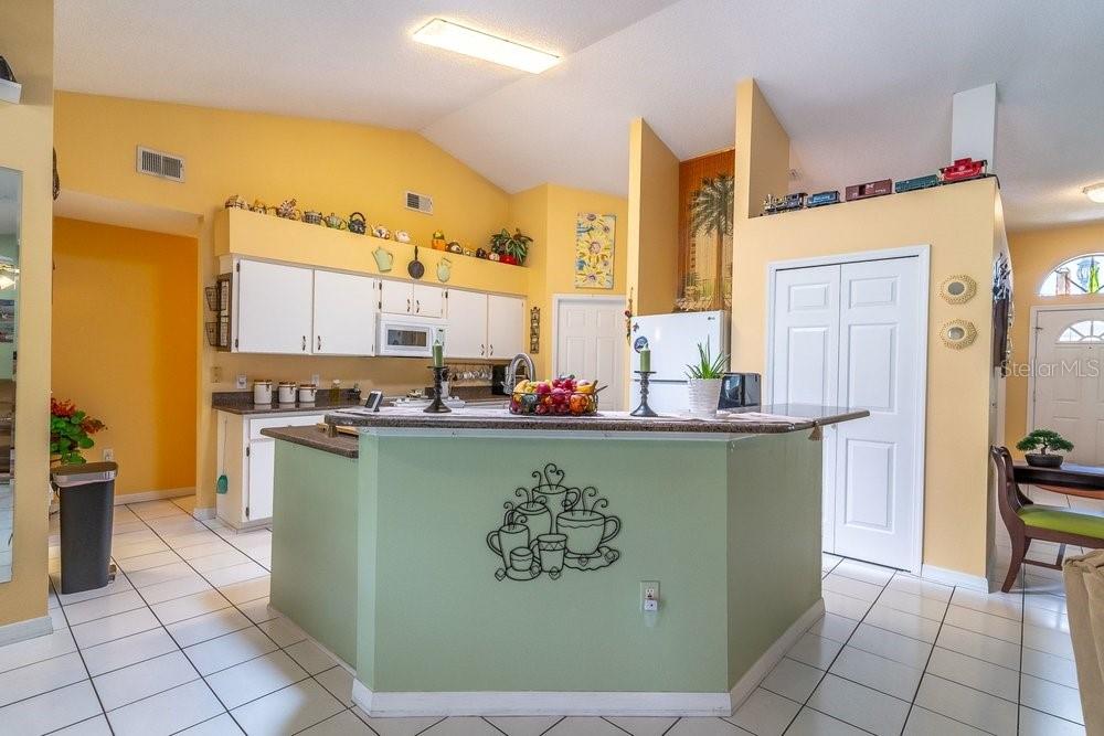 364 WISTERIA CT, DELTONA, FL, 32738