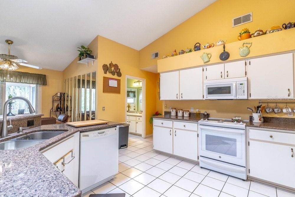 364 WISTERIA CT, DELTONA, FL, 32738