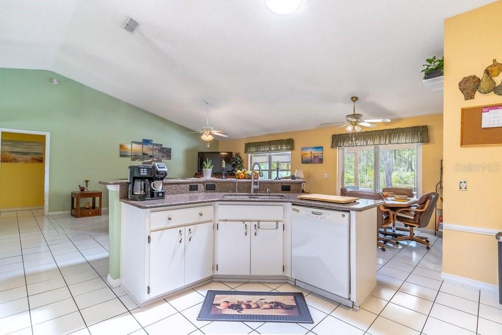 364 WISTERIA CT, DELTONA, FL, 32738