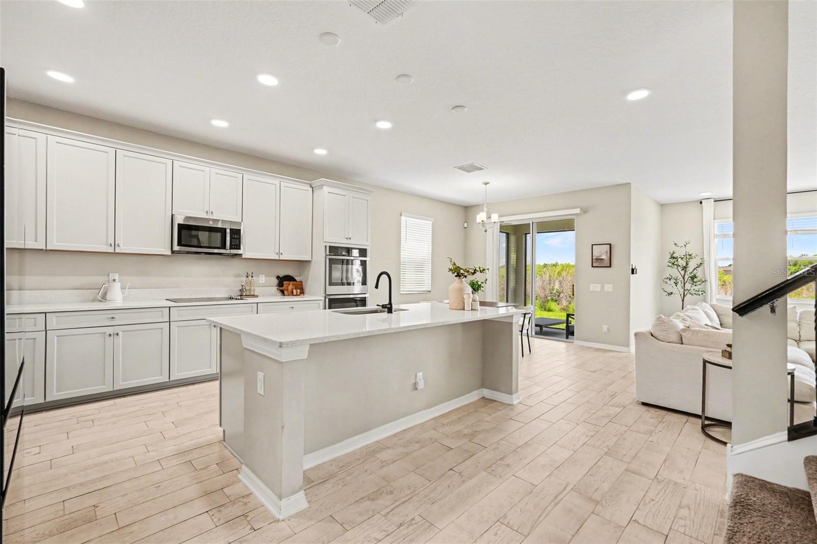 38152 COBBLE CREEK BLVD, ZEPHYRHILLS, FL, 33540