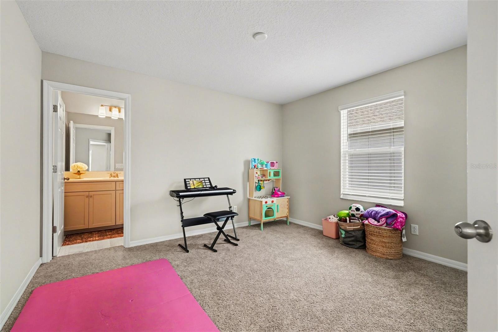 38152 COBBLE CREEK BLVD, ZEPHYRHILLS, FL, 33540