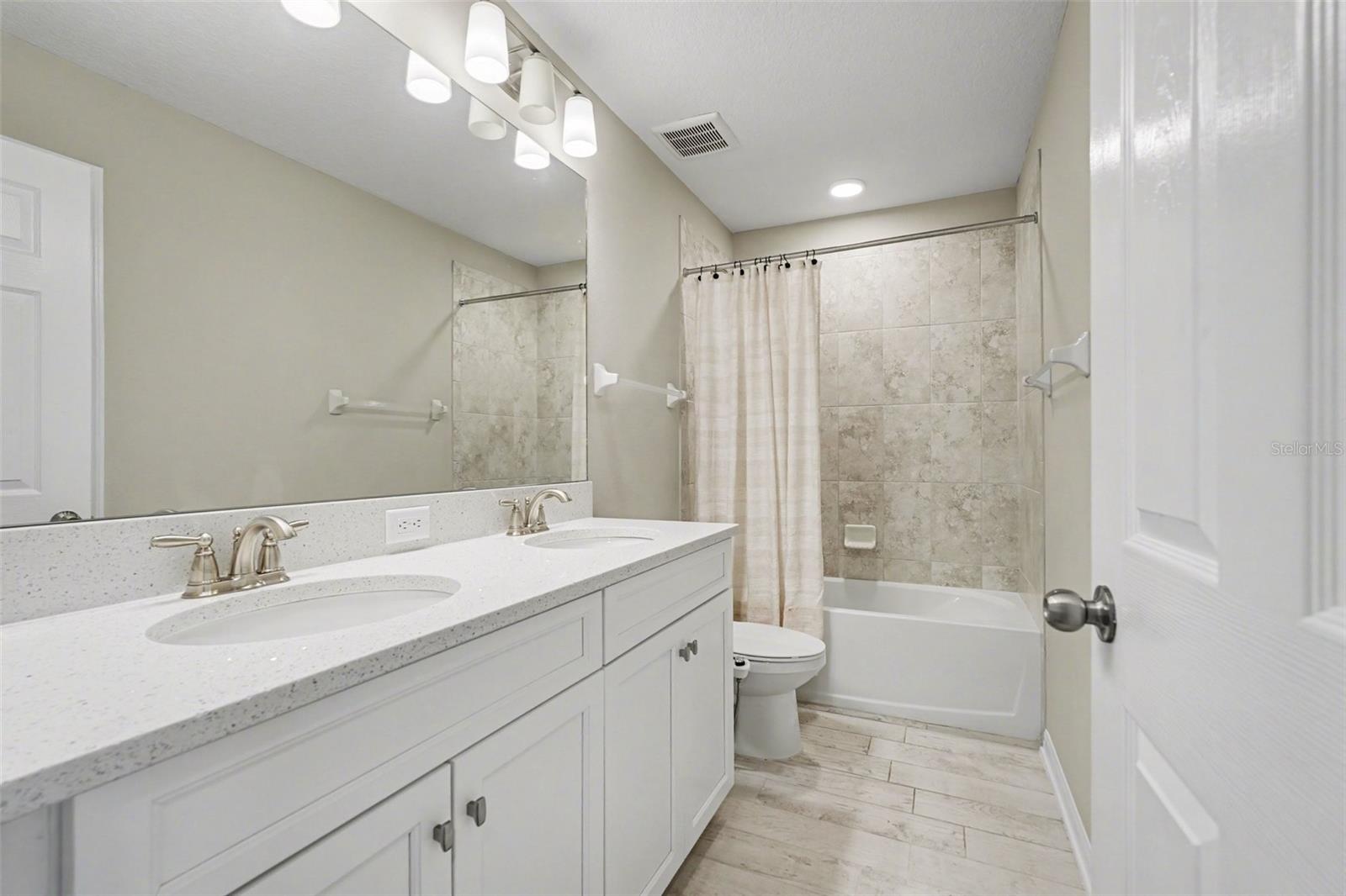 38152 COBBLE CREEK BLVD, ZEPHYRHILLS, FL, 33540