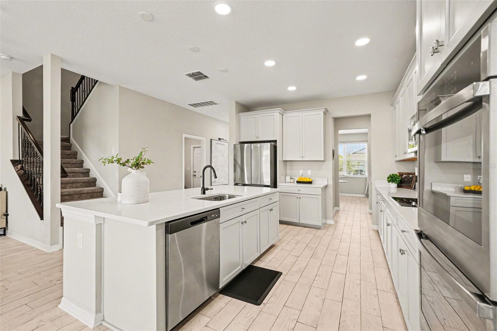 38152 COBBLE CREEK BLVD, ZEPHYRHILLS, FL, 33540