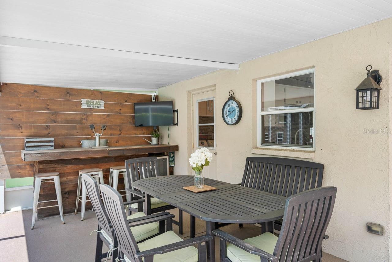 2301 MILLCREEK CT, VALRICO, FL, 33596