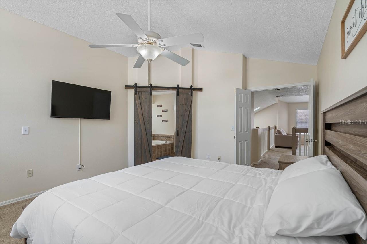 2301 MILLCREEK CT, VALRICO, FL, 33596