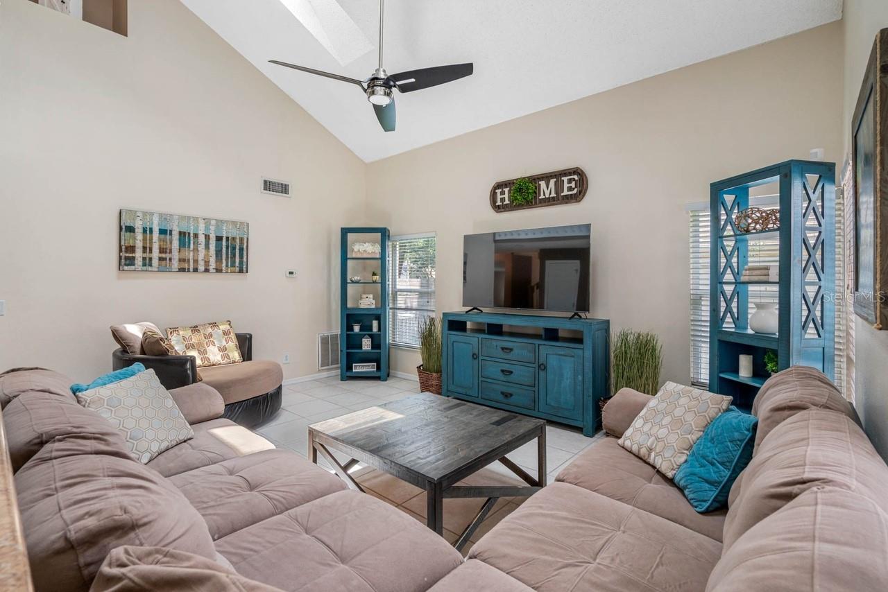 2301 MILLCREEK CT, VALRICO, FL, 33596