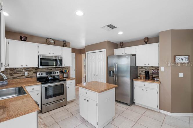 2301 MILLCREEK CT, VALRICO, FL, 33596