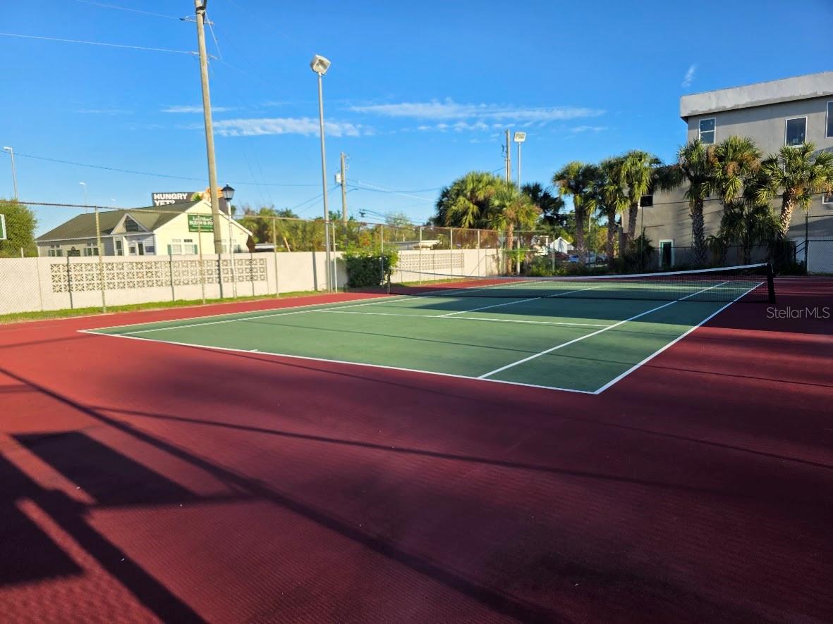 TUDOR CAY CONDO, TAMPA, FL, 33615
