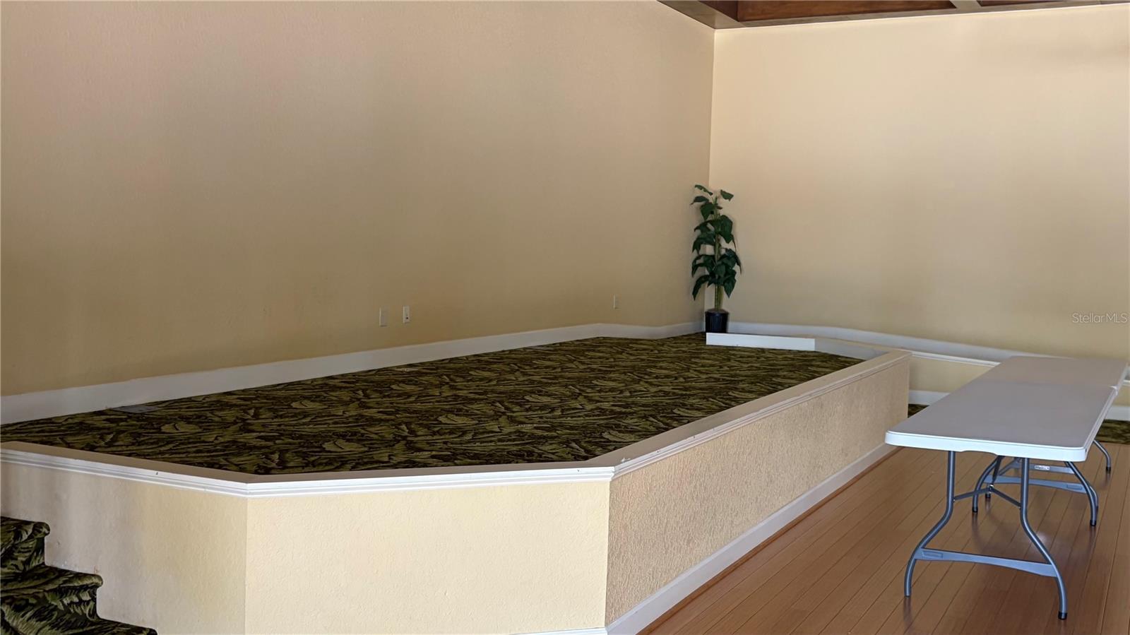 389 NOLANE LN, POLK CITY, FL, 33868