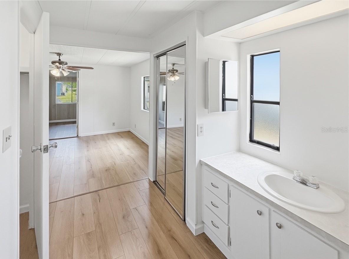 4 E QUAIL RUN, WILDWOOD, FL, 34785