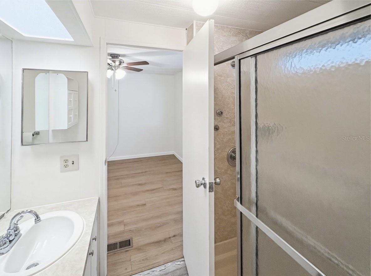 4 E QUAIL RUN, WILDWOOD, FL, 34785