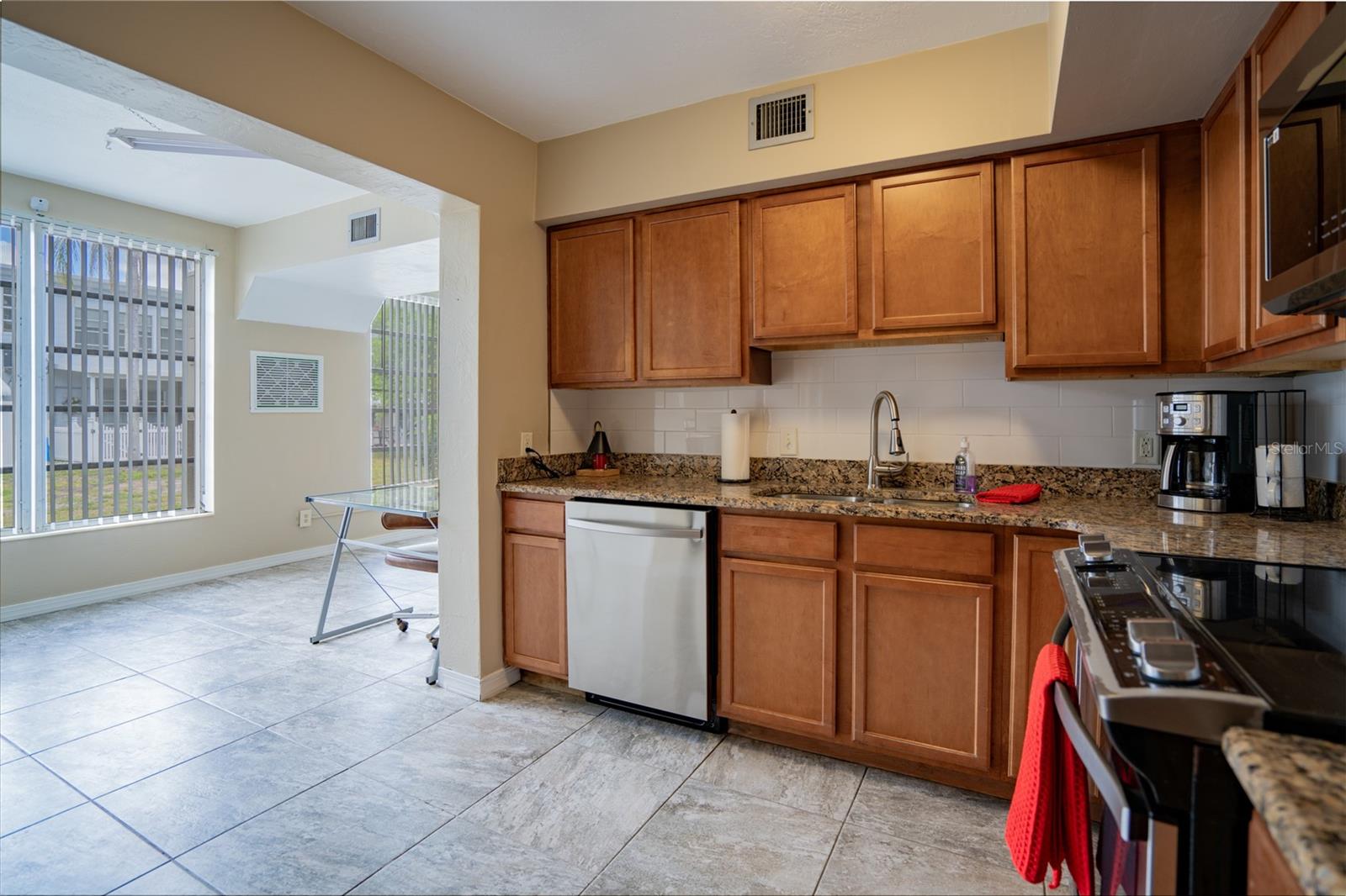 4150 55TH ST N #1116, KENNETH CITY, FL, 33709