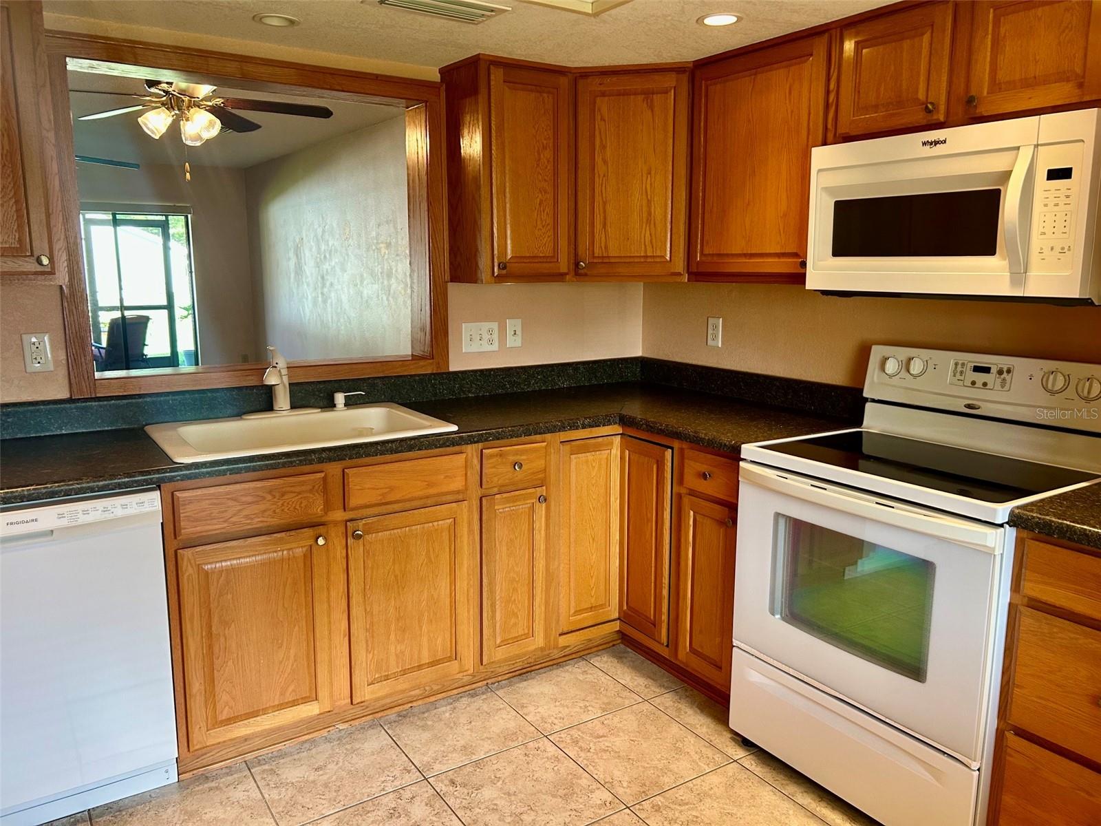 2514 ROYAL PINES CIR #25D, CLEARWATER, FL, 33763
