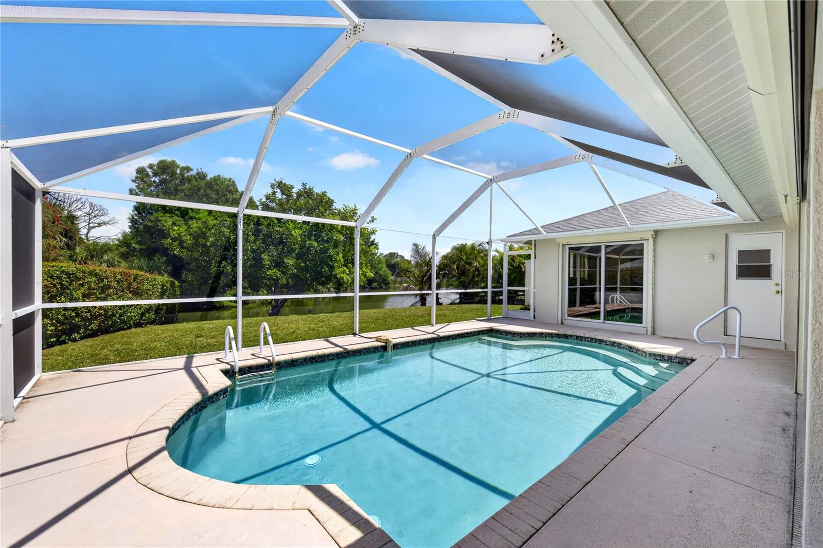 18189 SANDY PINES CIR, NORTH FORT MYERS, FL, 33917