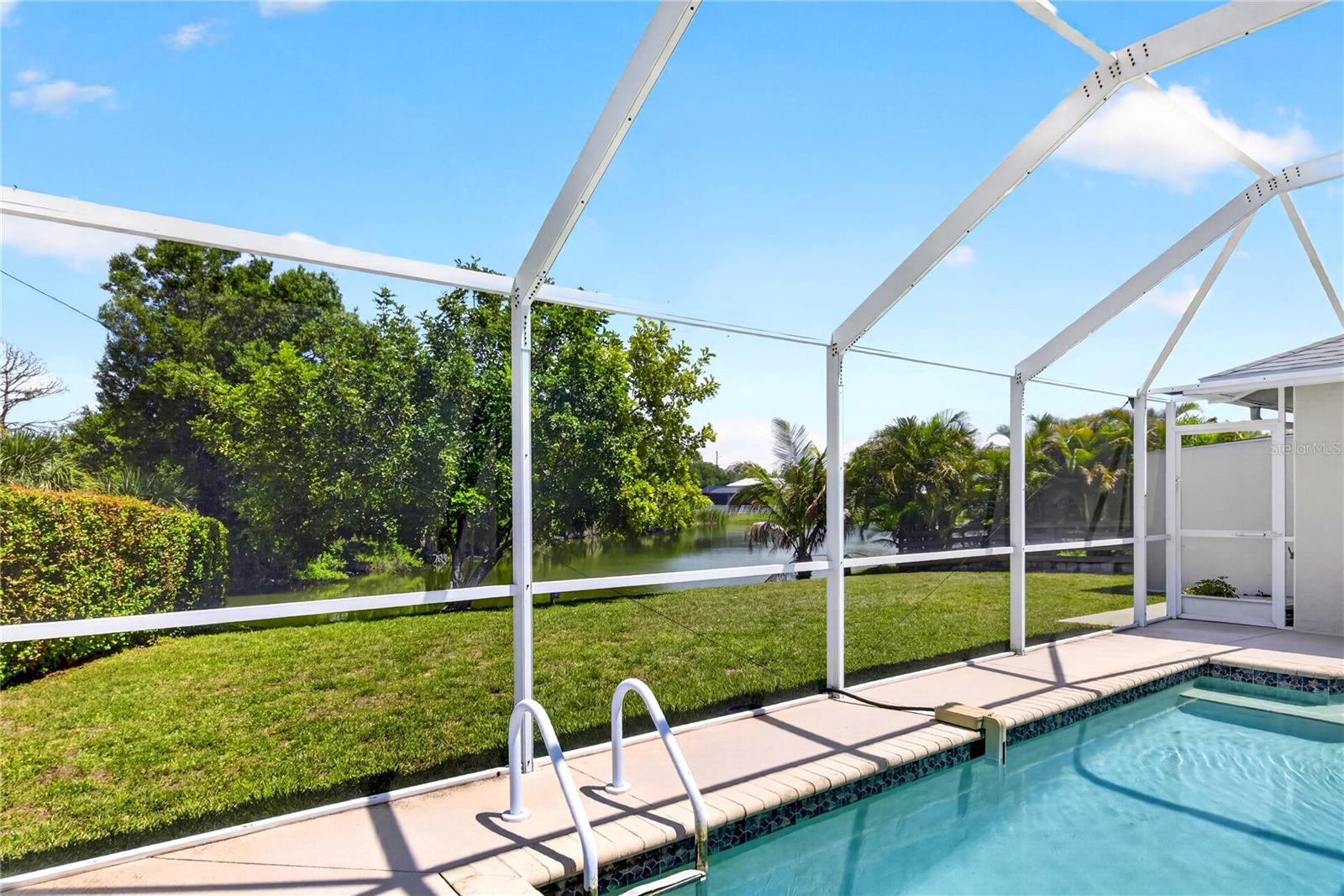 18189 SANDY PINES CIR, NORTH FORT MYERS, FL, 33917