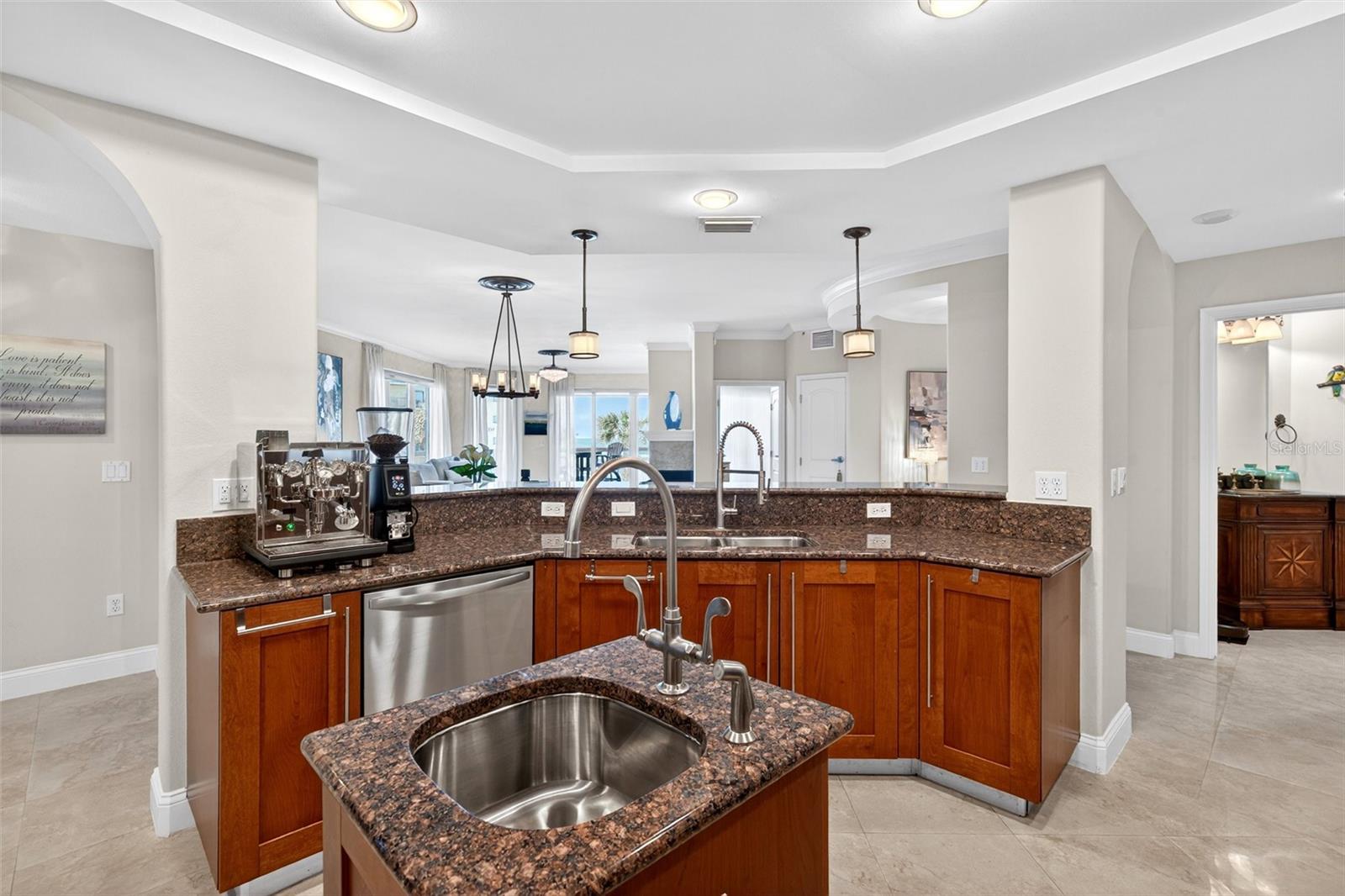 3703 S ATLANTIC AVE #204, DAYTONA BEACH SHORES, FL, 32118