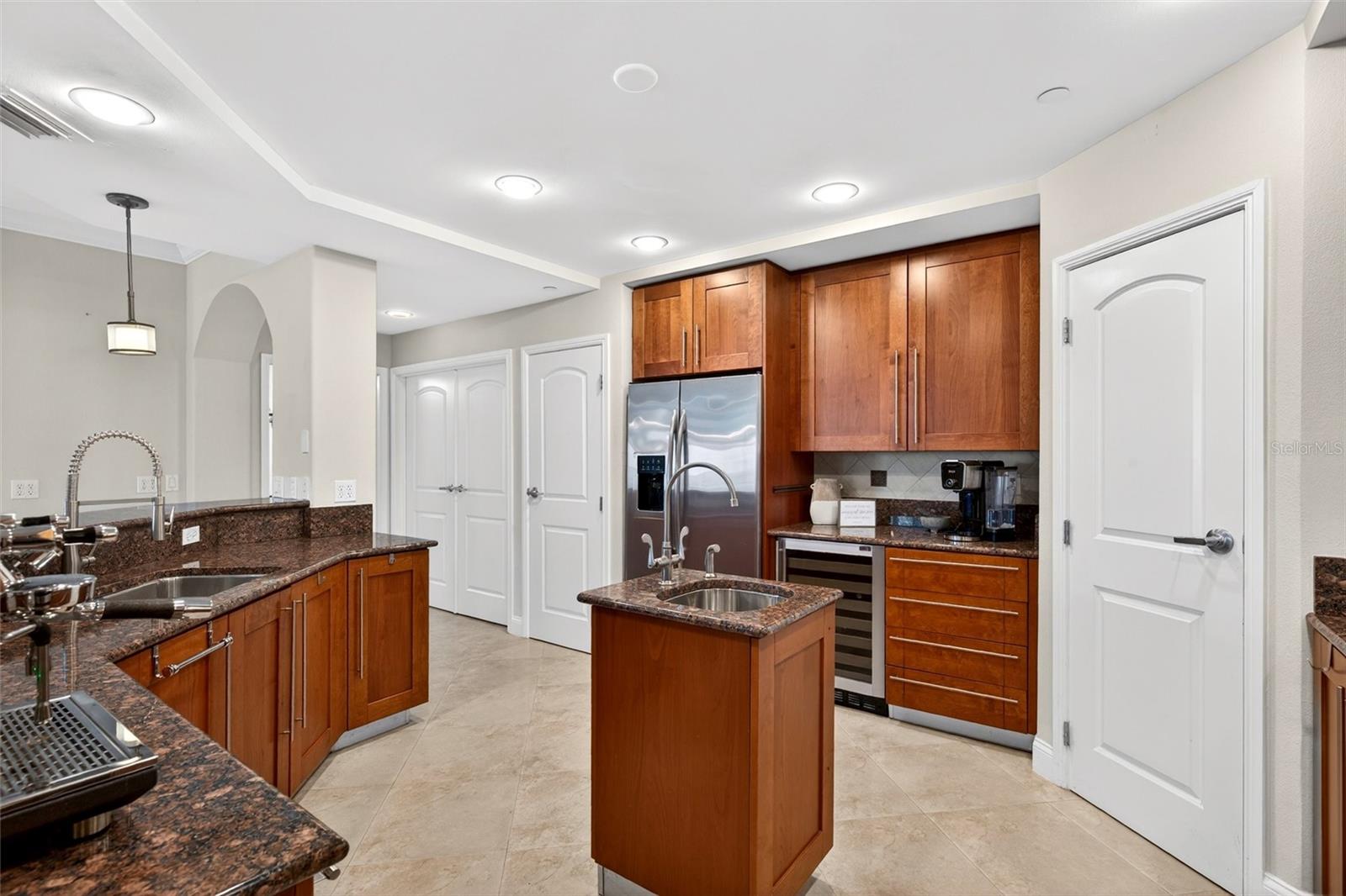 3703 S ATLANTIC AVE #204, DAYTONA BEACH SHORES, FL, 32118