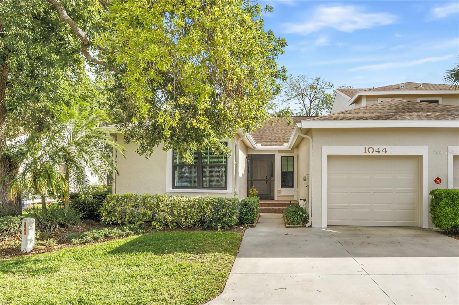 1044 ROMANO CT NE, ST PETERSBURG, FL, 33702