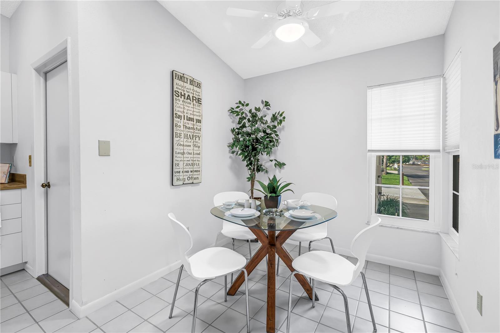 1044 ROMANO CT NE, ST PETERSBURG, FL, 33702