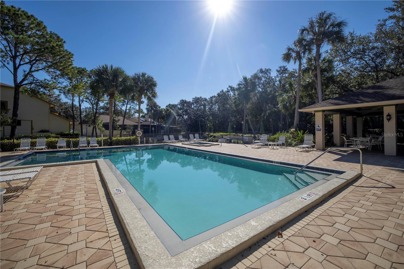 1044 ROMANO CT NE, ST PETERSBURG, FL, 33702