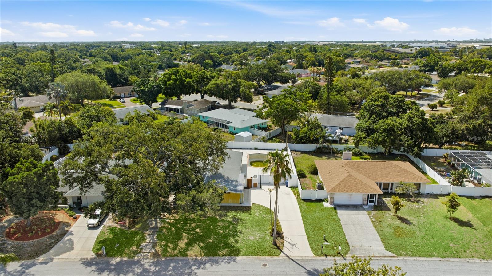 616 SAINT ANDREWS DR, SARASOTA, FL, 34243