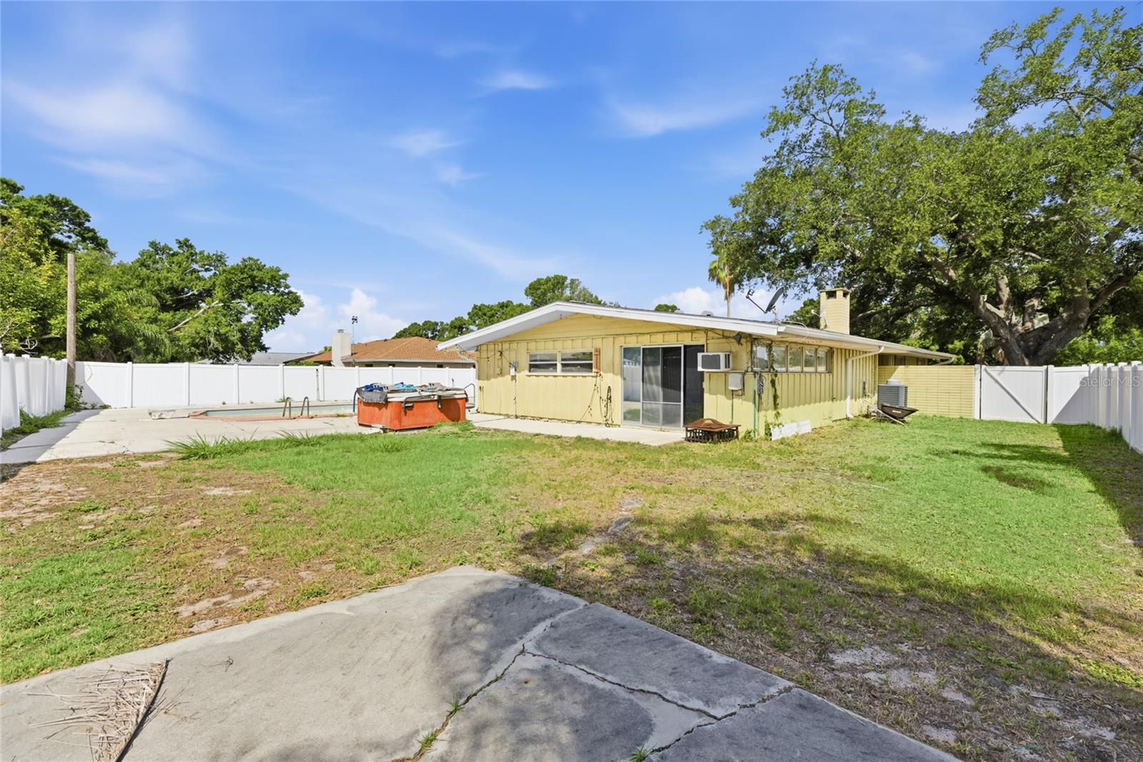 616 SAINT ANDREWS DR, SARASOTA, FL, 34243