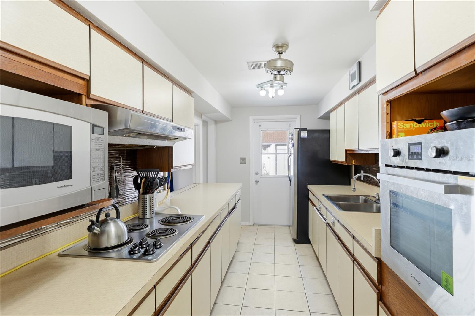 616 SAINT ANDREWS DR, SARASOTA, FL, 34243