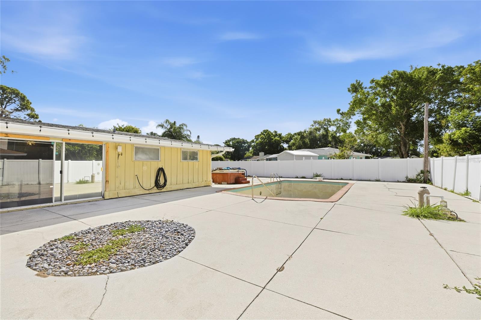 616 SAINT ANDREWS DR, SARASOTA, FL, 34243