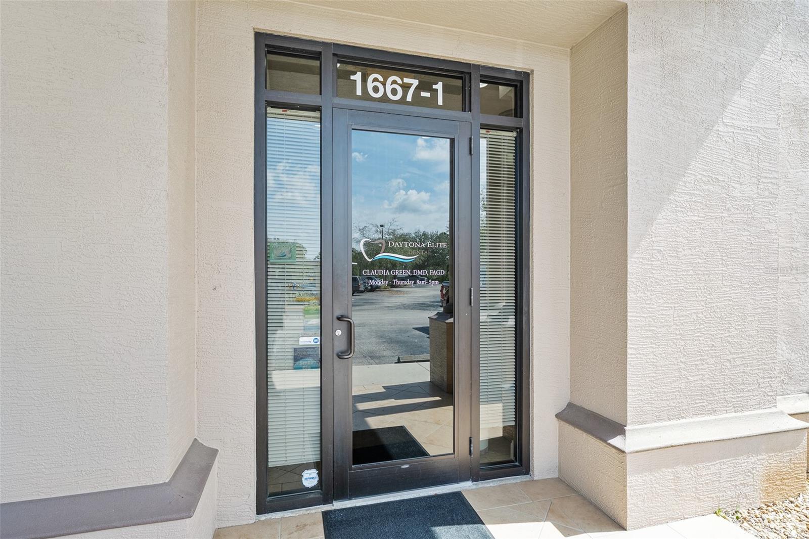 1667 N CLYDE MORRIS BLVD, DAYTONA BEACH, FL, 32117