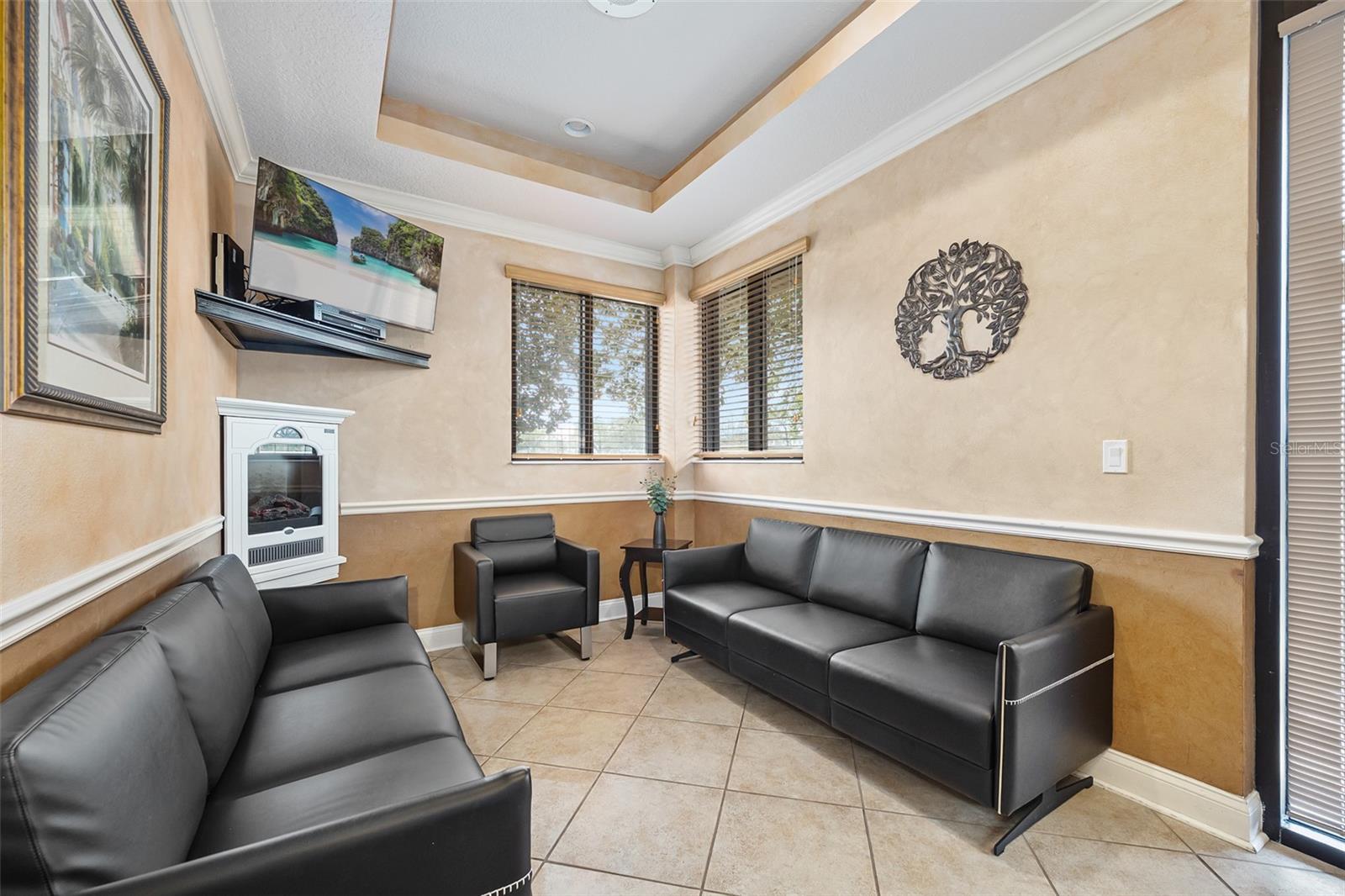 1667 N CLYDE MORRIS BLVD, DAYTONA BEACH, FL, 32117