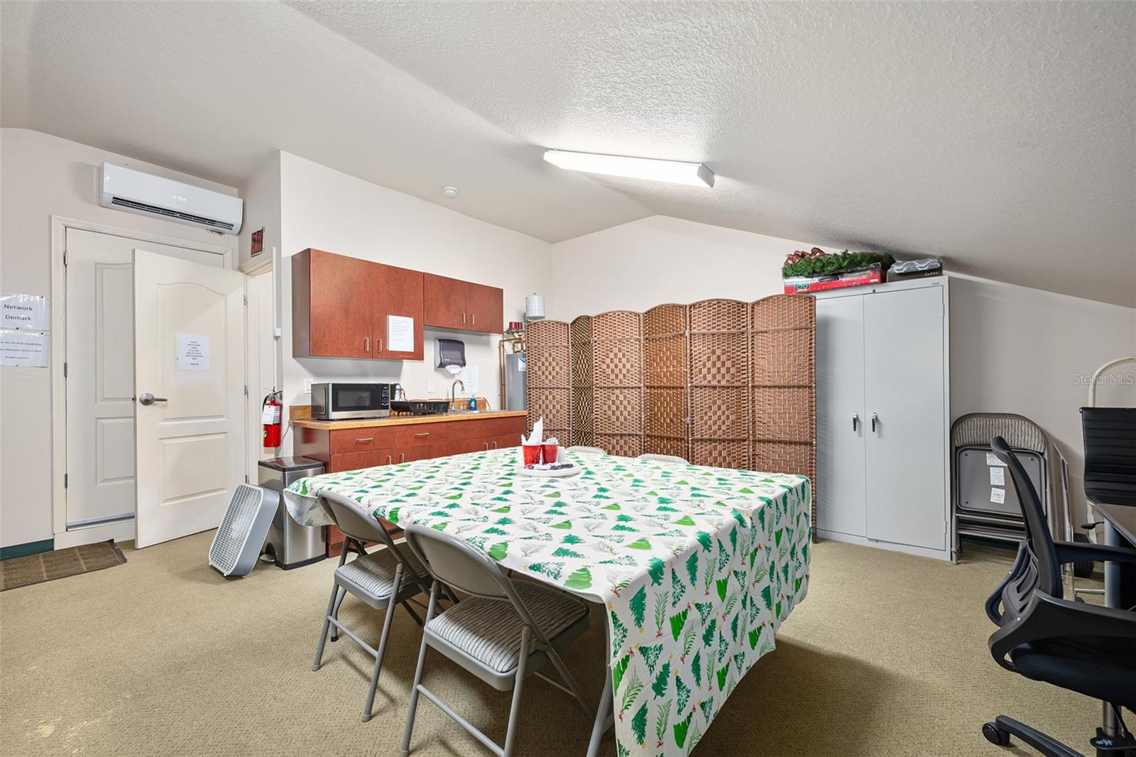 1667 N CLYDE MORRIS BLVD, DAYTONA BEACH, FL, 32117