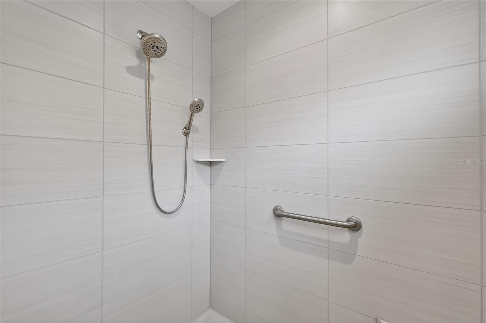 4044 MAXWELL TER, THE VILLAGES, FL, 32163