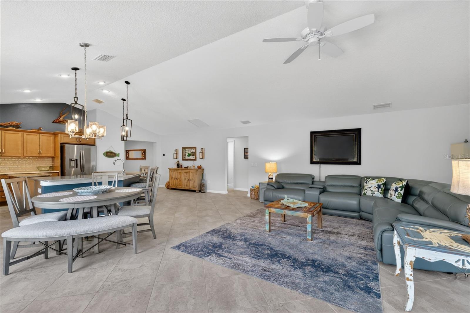4044 MAXWELL TER, THE VILLAGES, FL, 32163