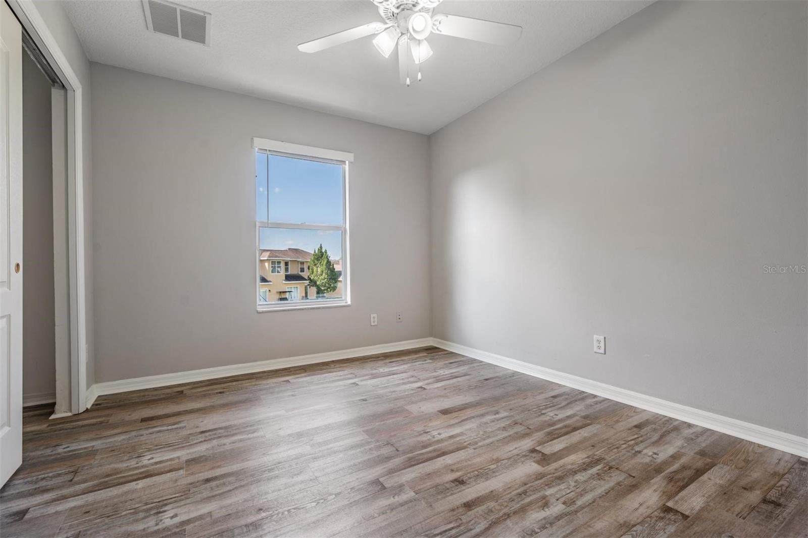 9084 IRON OAK AVE, TAMPA, FL, 33647